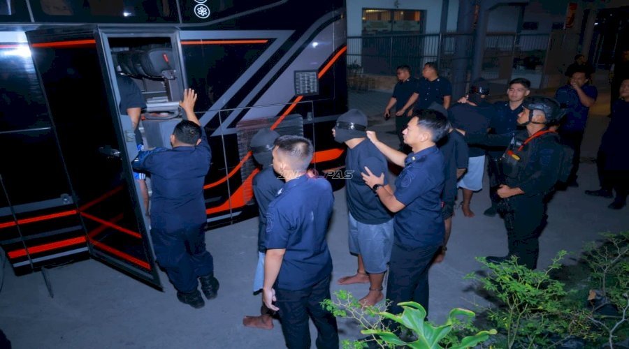 Sebanyak 313 Warga Binaan Risiko Tinggi Dipindahkan ke Nusakambangan