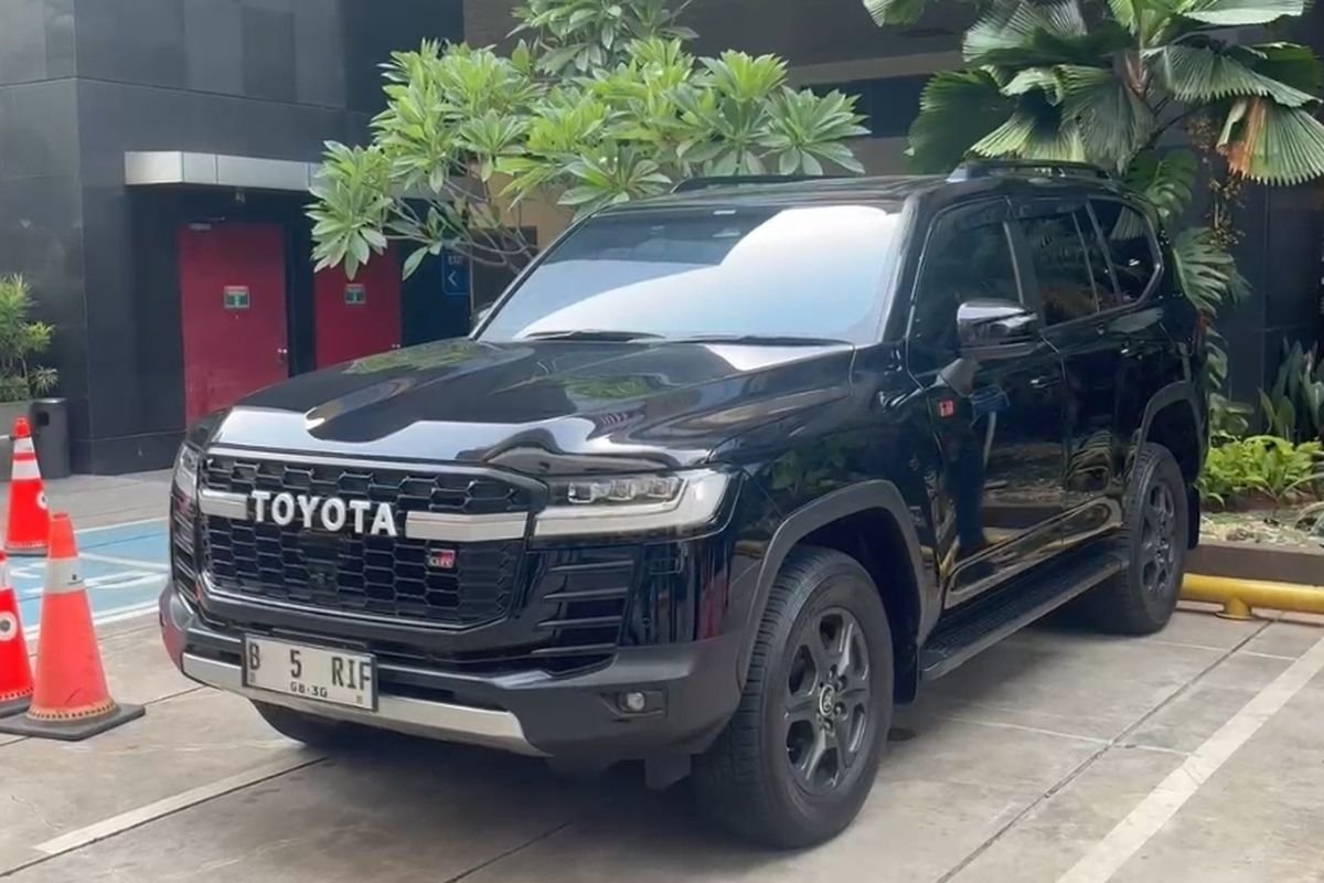 KPK Sita Toyota Land Cruiser Milik Orang Kepercayaan Nusron, Diduga Digunakan untuk Kumpulkan Uang